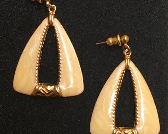 Triangle retro imperial style enamel drop earrings