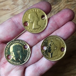 Lot of 10K gold plated decorative jewellery coins .