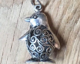 Miniature filigree penguin - vintage silver plated pendant/ charm.