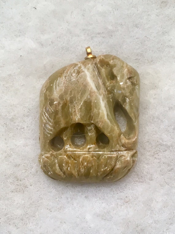 Elephant - carved  soap stone vintage charm / pen… - image 1