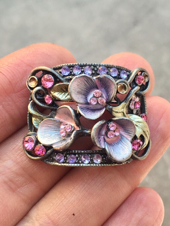 Floral brooch deals