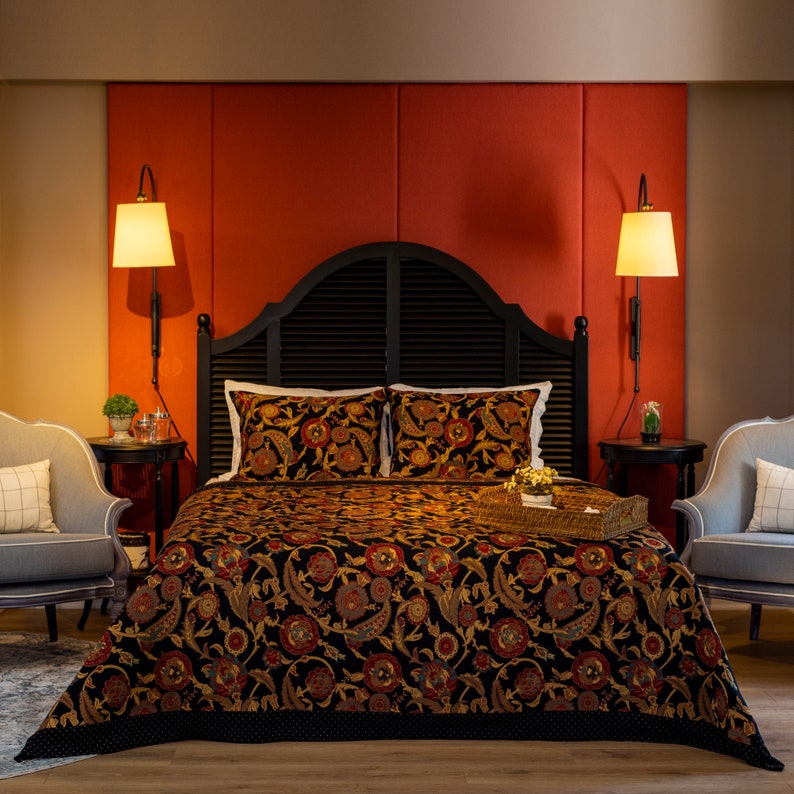 Mono Hand Embroidered Chenille Fiber Duvet Cover Set Mono Hand Embroidered Chenille Fiber Duvet Cover Set