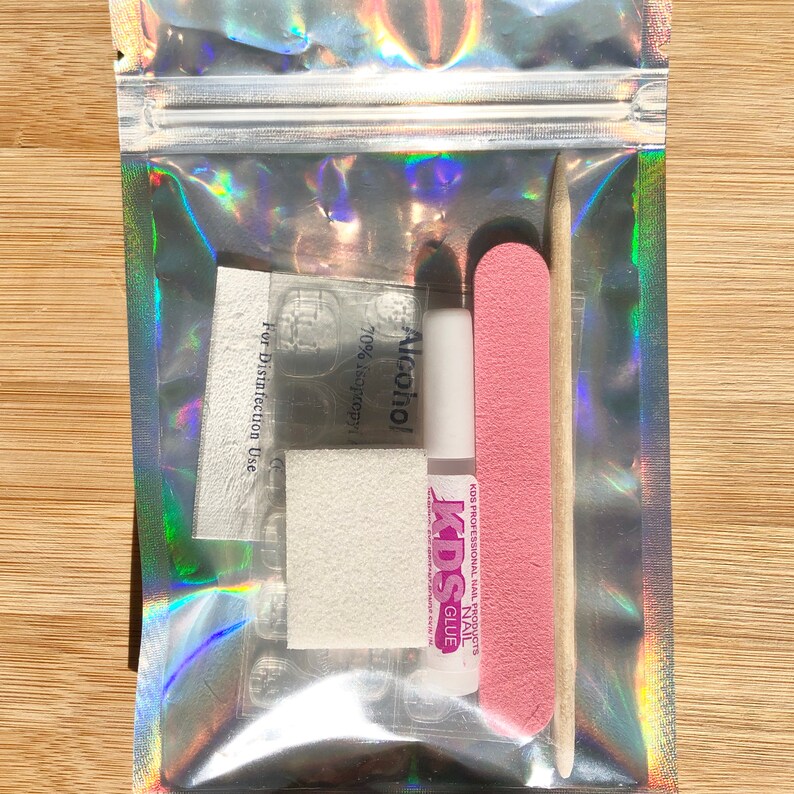 Desnudo con uñas de acento dorado uñas de papel de oro uñas | Etsy