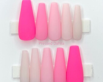 Pink ombré press on nails, pink gradient nails, hot pink nails, light pink nails,pastel pink nails, baby pink nails, Barbie nails, Barbie