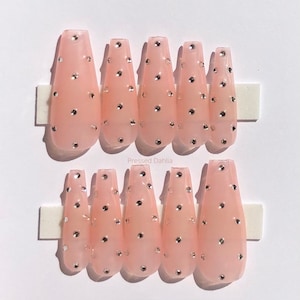 Rhinestone press on nails, rhinestoned nails, rhinestone scattered nails, diamond nails, crystal nails, birthday nails,Valentine’s Day nails
