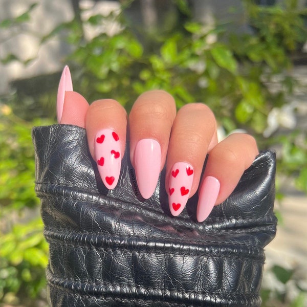 Pink press on nails, Valentine’s Day’s nails, heart nails, vday nails, spring nails, Coachella nails, bad bunny nails, red heart nails, pink