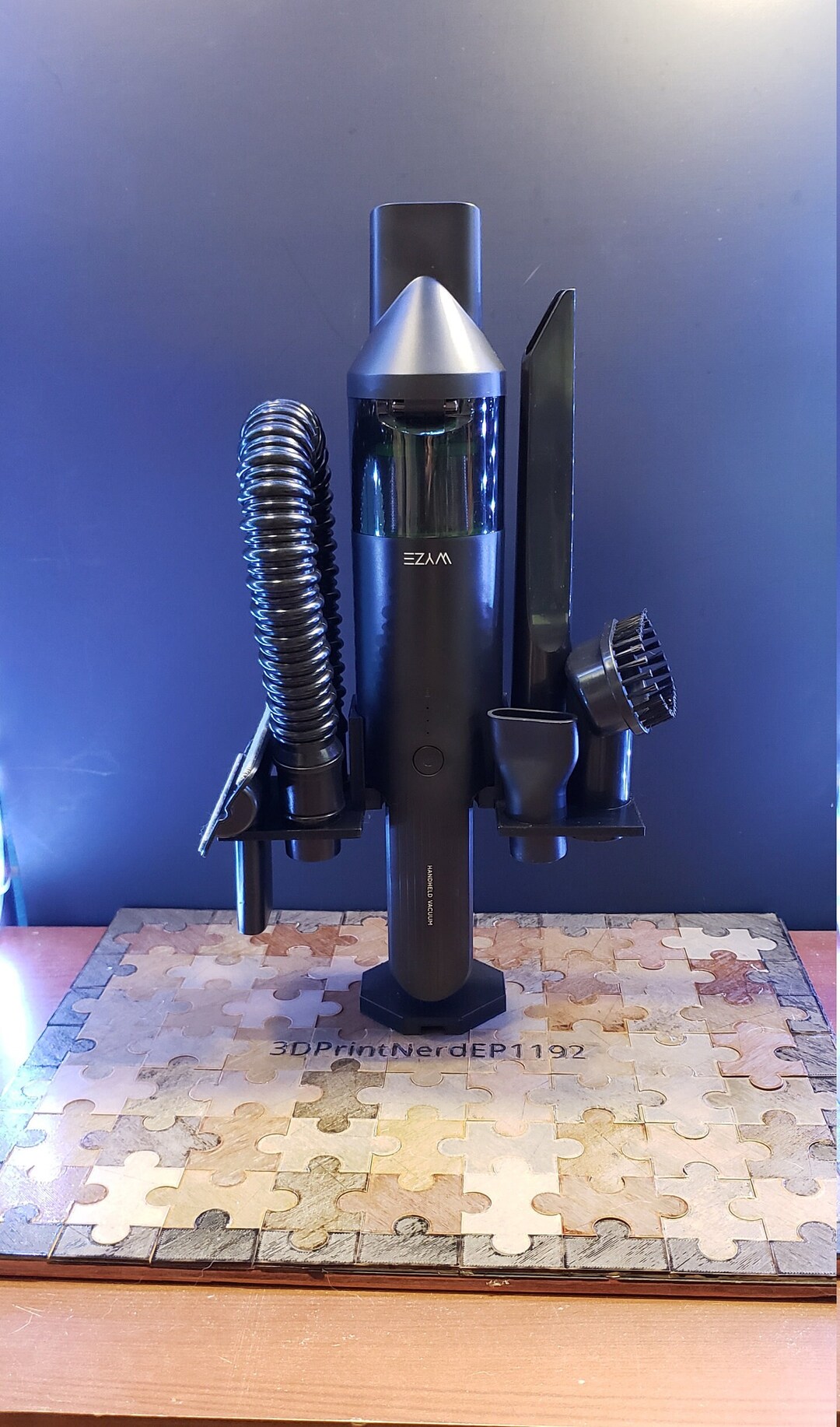 3D Printed WYZE Handheld Vacuum Stand/holder/charging Station. Vacuum