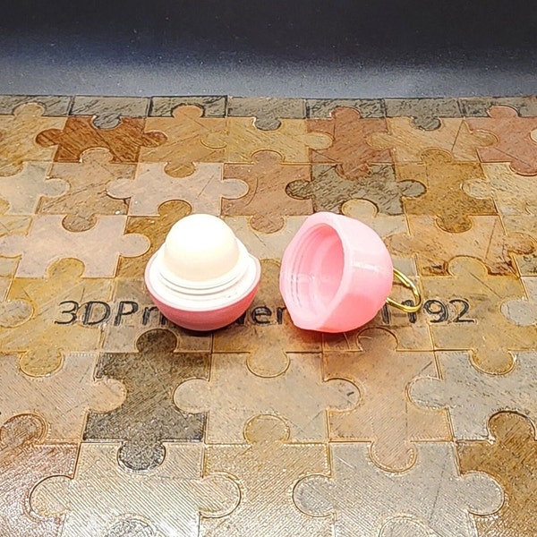 eos screw on cap for keychain, backpack, or purse.  3D Printed.  eos lip balm not included, just the cap and keychain ring.