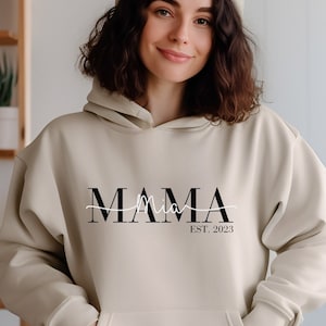 Personalisierter Mama Hoodie mit Kindernamen Mom Shirt Kindernamen Shirt mit Kindernamen für Mama, Mom, Oma, Tante etc. zum Muttertag Bild 3