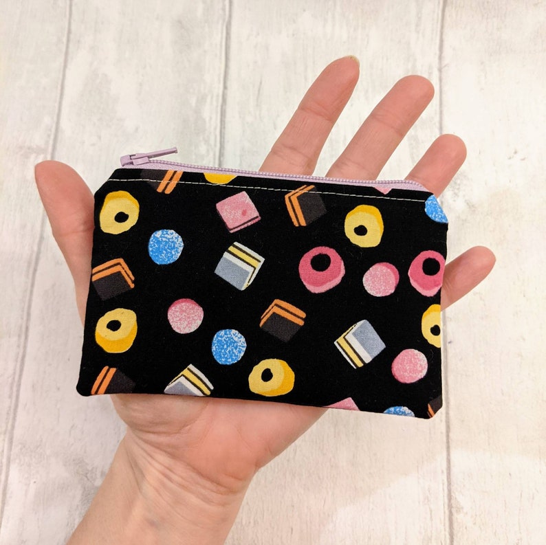 Novelty coin purse change purse gift card holder coin pouch dog gift dog fabric horse hedgehog cow camper van leopard Sweets