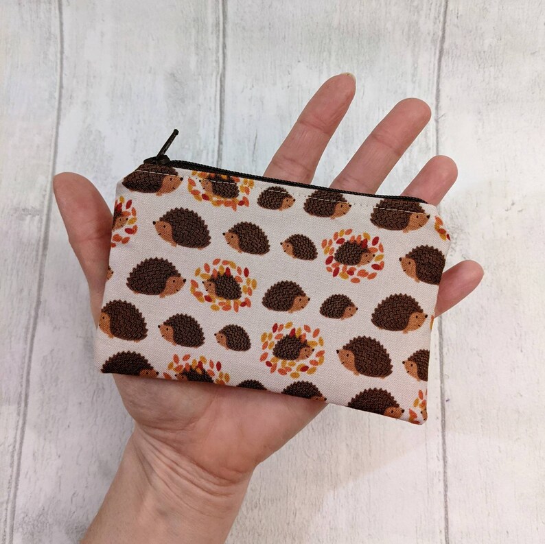 Novelty coin purse change purse gift card holder coin pouch dog gift dog fabric horse hedgehog cow camper van leopard Hedgehog