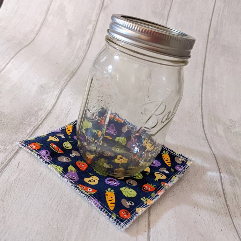 Fabric Jar and Bottle gripper opener, coaster kitchen cooking gift gadget Bild 6