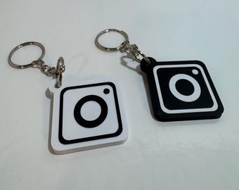 Custom NFC Keychain: 3D Printed Social Media Tag