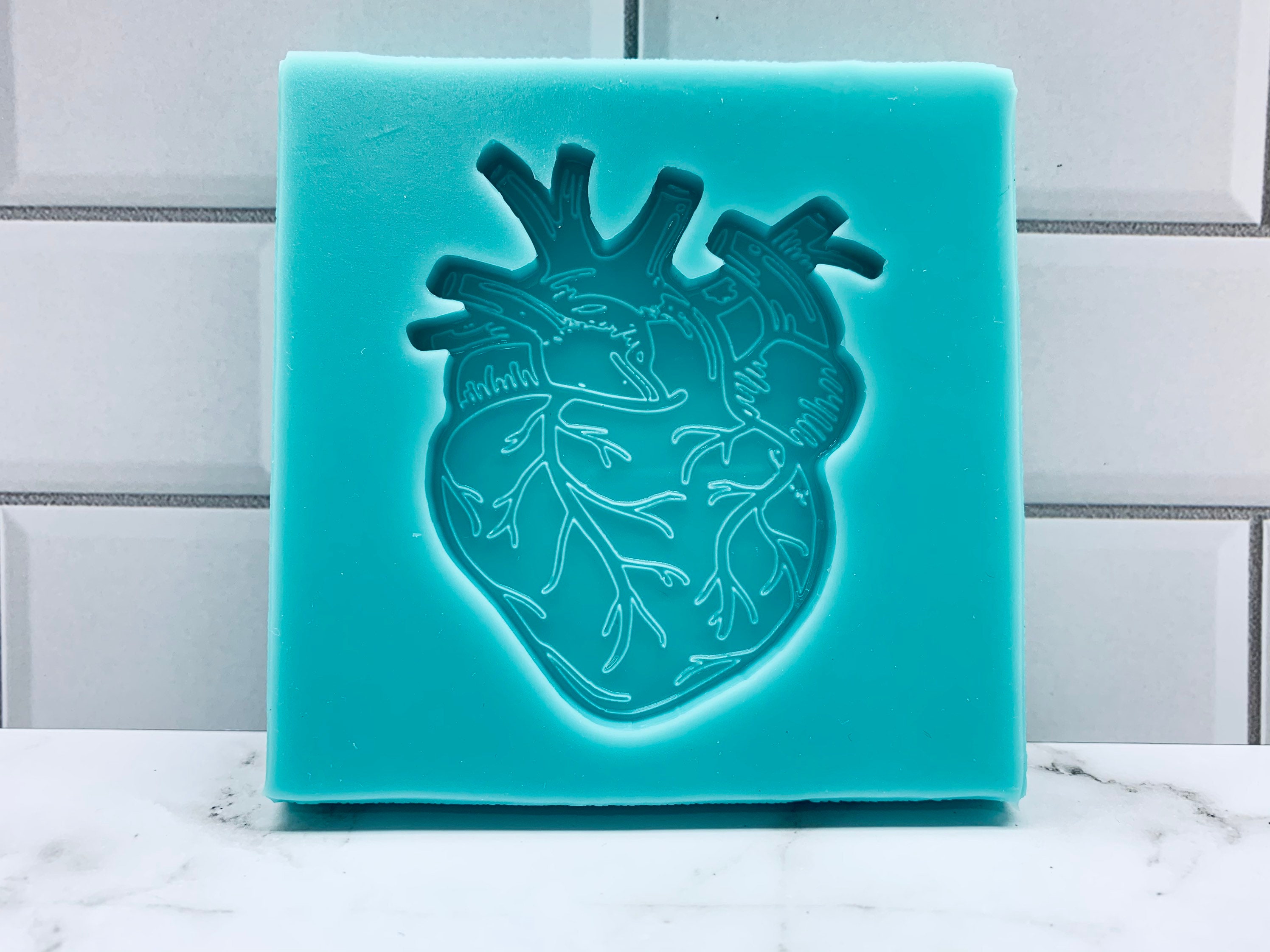 Silicone Anatomical Heart Mold- Two Part – KTOCTOPUS