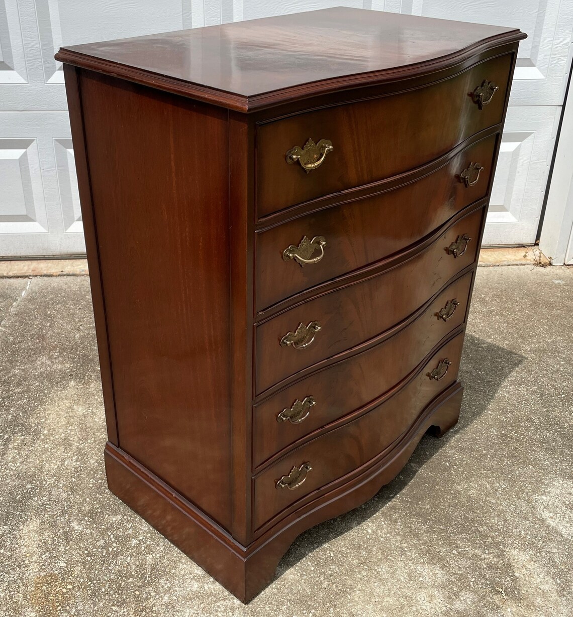Vintage Antique Style Mahogany Serpentine Bow Front Dresser Etsy