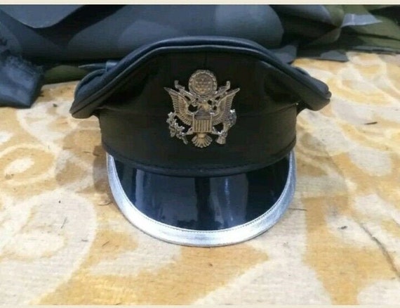 Muir Cap Leather