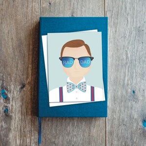 Carte RAD DAD, carte de lunettes de soleil Blue Cute Punny pour l’anniversaire des pères, carte de la fête des pères, carte pour lui, carte de papa vierge, nœud papillon de papa et carte Sunnies