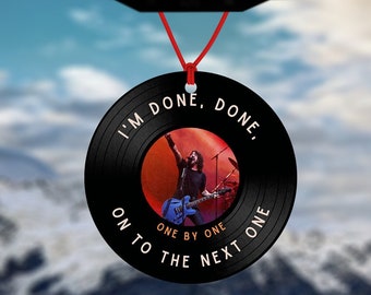 Ambientador de coche inspirado en David Grohl - Ambientador de coche - uno por uno - Accesorios de coche - Fan de Foo Fighters - Músico - Cantante - ROUND