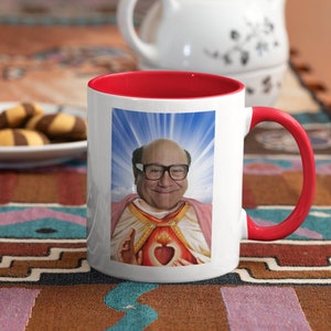 Tazza ispirata a Danny DeVito - regalo Saint Danny DeVito - merchandising Danny DeVito - Saint Danny - Regalo per lui - Regalo per lei - Fan regalo Danny DeVito