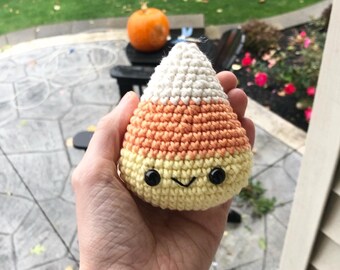 Crochet stuffed candy corn | amigurumi