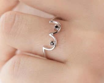 18k Gold Lesbian Pride Ring: Subtle LGBT Jewelry