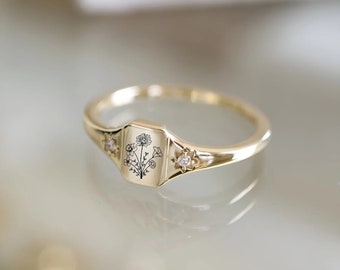 Personalized Birth Flower 14k Gold Ring, Statement Dainty Birthflower Ring for Women, Signet Family Birthflowers, Dainty Ring with Flowers