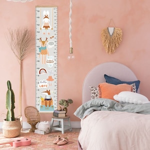 Gepersonaliseerde hoogtegrafiek voor meisje, De Grafiek scandi van de groeigrafiek, De Heerser van vinyl, Scandinavisch decor van de kinderkamerkunst, gift babymeting hertenboogboog