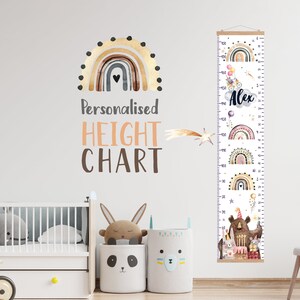 Regenboog hoogte grafiek voor kinderen, Groei grafiek liniaal, Gepersonaliseerde baby cadeau, Aquarel kunst Kinderkamer muur decor Kamer decor beer haas muis cake