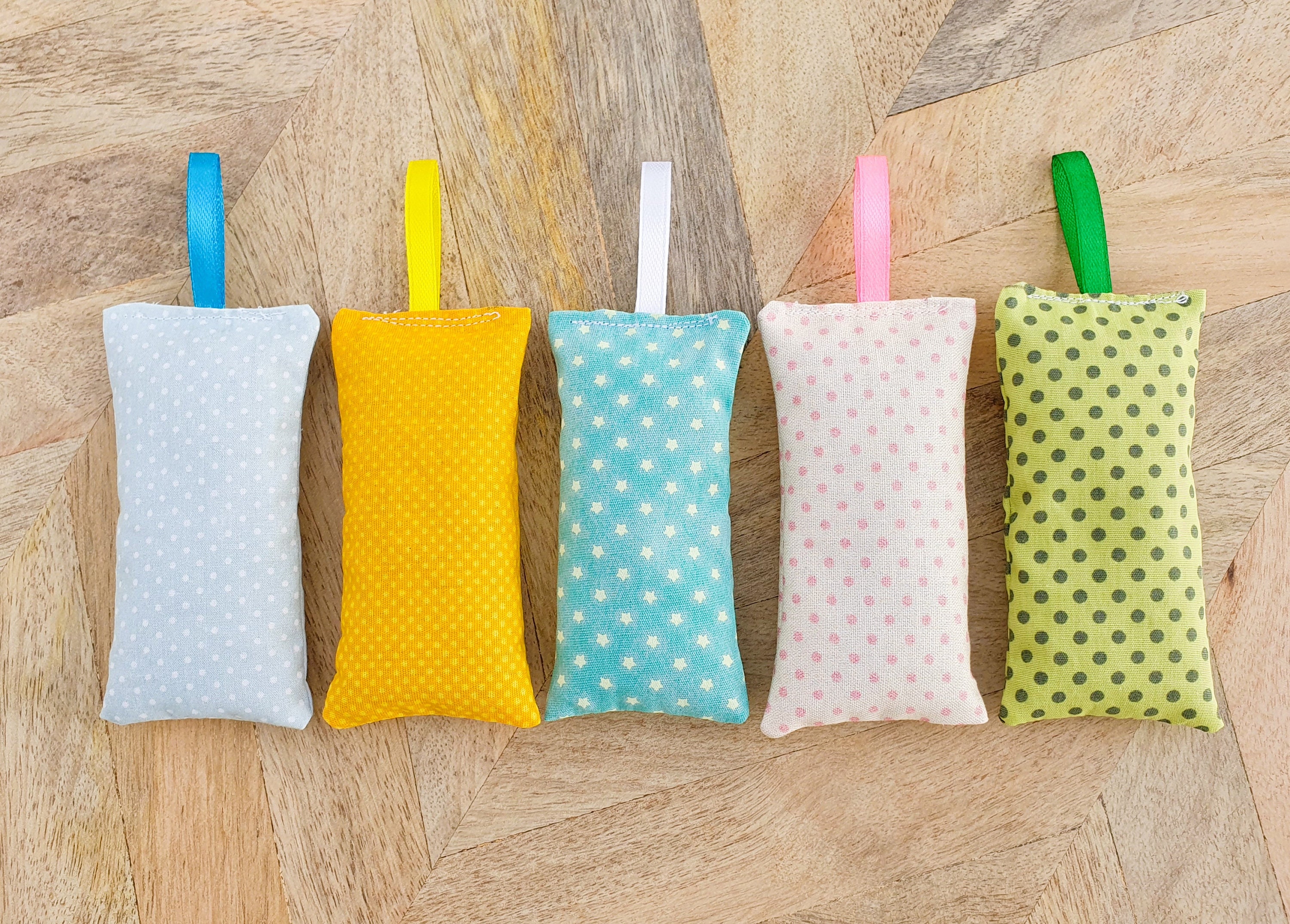 Lavender Scented Sachets Cushions Bags Pouches, Sets of 5, 10 or 20, Perfect Size for Pockets