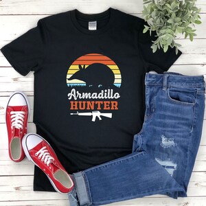 Armadillo Hunter, Vintage Armadillo, Retro Armadillo Shirt, Zoo Animal Gift, Armadillo Tees, Animal Lover Shirt