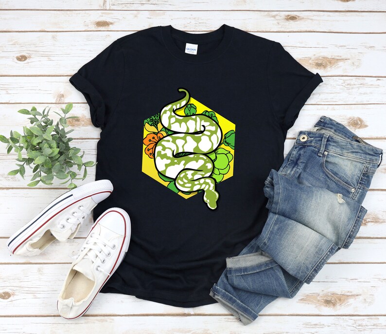 Camisa de pitón bola, camisa de pitón, camisa de reptil, camisa de serpiente, pitón en flor, camiseta de pitón, camisa de amante de pitón imagen 1