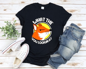 Camisa engraçada de raposa, camisa de raposa, o que a raposa você está olhando, camisa de trocadilho de raposa, camisa de piada de raposa, camisa de raposa vermelha, presentes para amantes de raposa