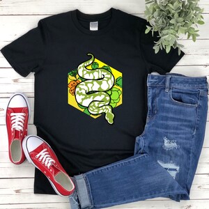 Camisa de pitón bola, camisa de pitón, camisa de reptil, camisa de serpiente, pitón en flor, camiseta de pitón, camisa de amante de pitón imagen 5