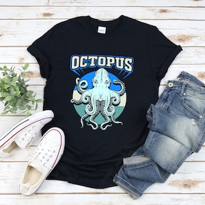 Retro Octopus Shirt, Vintage Octopus, Octopus Shirt, Ocean Animal Shirt, Marine Animals Gift, Tentacle Shirt