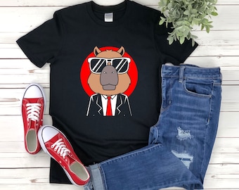 Capybara Shirt, Süßes Capybara Shirt, Capybara Trägt Tuxedo, Lustiges Capybara Shirt, Capybara Geschenk, Lustiges Tier Shirt
