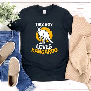 Känguru Liebhaber Shirt, Dieser Junge liebt Känguru, Känguru Tshirt, Tierliebhaber Shirt, Australien Shirt, Zoo Tier Shirt