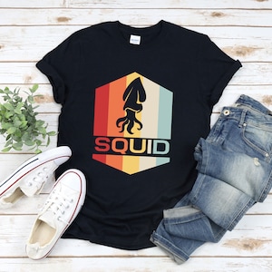 Retro Squid Shirt, Squid Shirt, Squid Gifts, Retro Animal Shirt, Vintage Animal Shirt, Ocean Animal Shirt, Sea Creature Shirt
