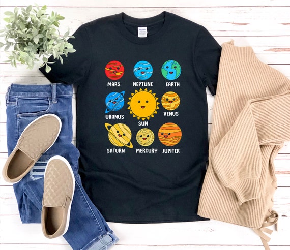 Camisa Sistema Solar Camisa Planeta Regalo Amante De La Ciencia Camisa Espacio Exterior 9 Planetas Camisa Planetas Lindos Camisa De Profesor De Ciencias Etsy Mexico