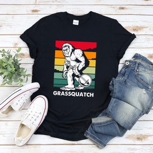 Bluegrass Shirt, Retro Bigfoot Tshirt, Grassquatch, Sasquatch Banjo, Bigfoot Playing Banjo, Funny Banjo Shirt, Banjo Player Gift