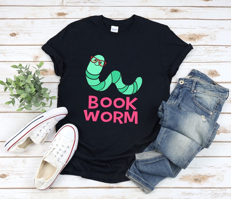 Chemise de ver de livre, chemise de rat de bibliothèque, chemise de lecture drôle, chemise de ver mignon, chemise d'amant de lecture, T-shirts drôle d'amant de livre image 1