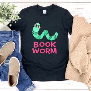 Chemise de ver de livre, chemise de rat de bibliothèque, chemise de lecture drôle, chemise de ver mignon, chemise d'amant de lecture, T-shirts drôle d'amant de livre image 4