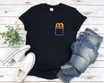 Camicia Pretzel carina, Pretzel In Pocket, Camicia Pretzel, Camicia Foodie, T-shirt Pretzel, Pretzel Regalo, Pretzel Tshirt