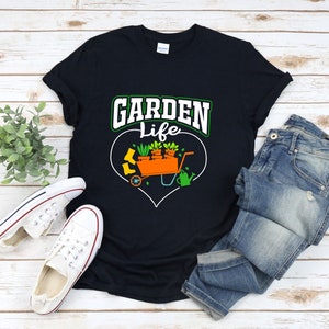 a t - shirt that says garden life on it