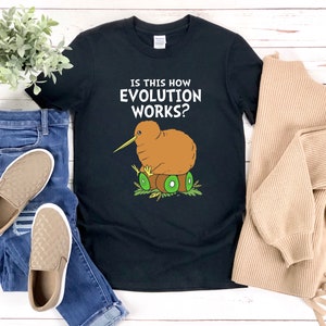 Funny Kiwi Bird Shirt, Funny Bird Shirt, Is This How Evolution Works, Kiwi Fruit Shirt, Kiwi Shirt, Bird Pun Shirt