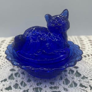 Cat on Nest Glass - Etsy