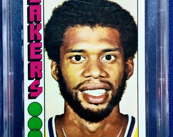 1975 Kareem Abdul-jabbar Topps Basketball Card #90, Sharp Corners