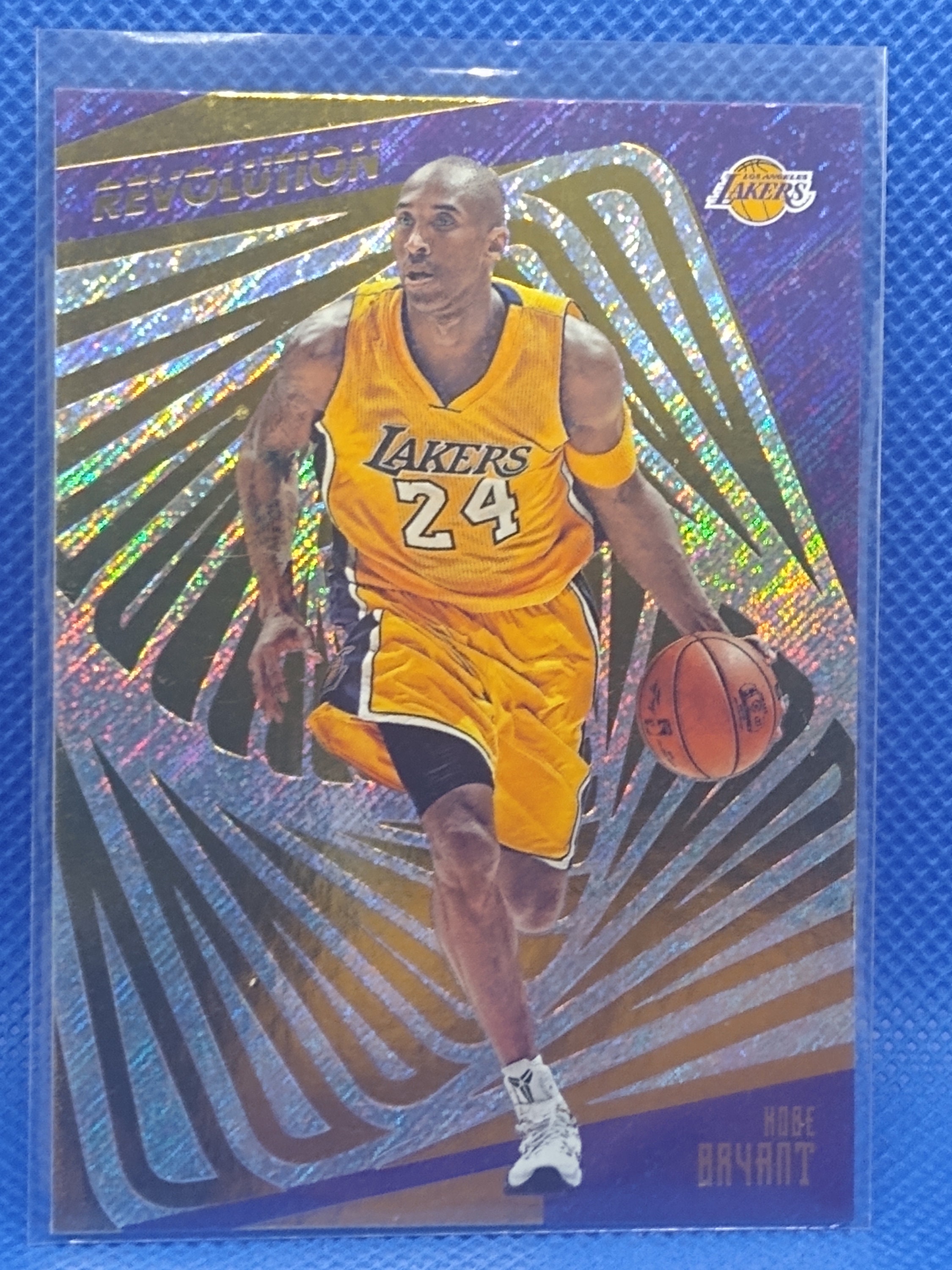 2015-16 Panini Revolution #38 Kobe Bryant Los Angeles Lakers