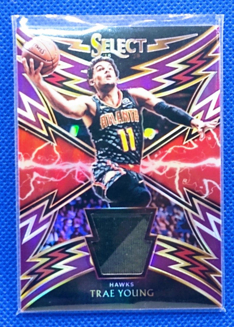 2018-19 Panini Select Trae Young Rookie Swatch SP-Tyg Purple Stripe 97/99 Atlanta Hawks image 3