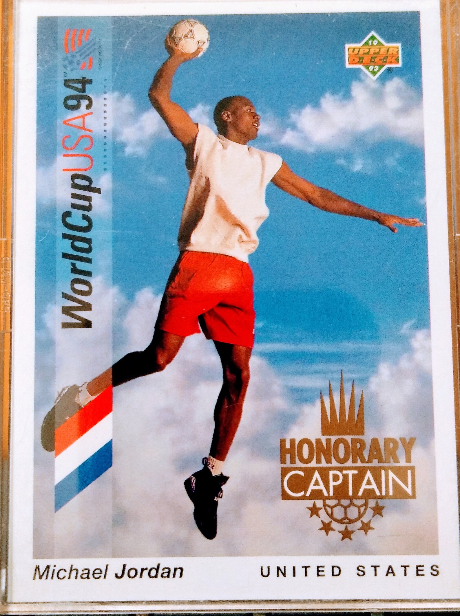 white and black hypervenoms