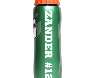 Botella de agua Gatorade personalizada con nombre, 946 ml (32 oz), regalo de cumpleaños, recuerdo de fiesta, regalo para equipos deportivos: fútbol americano, hockey, béisbol, baloncesto.